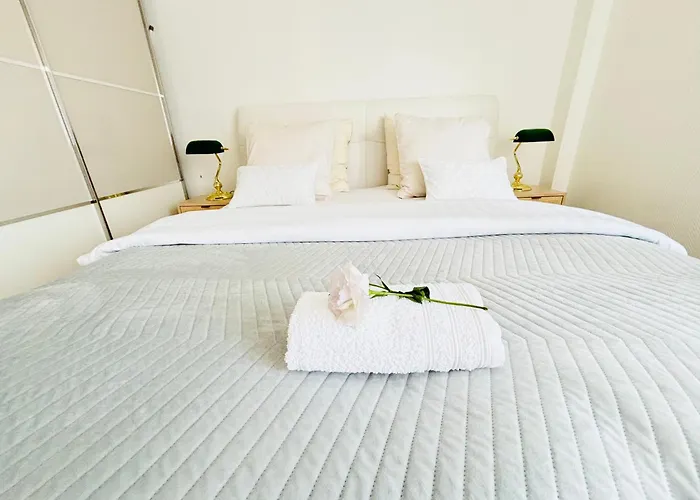 Apartment Sweet - Design & Zen